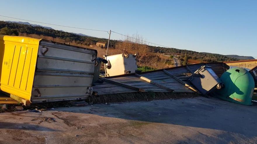 Els efectes del temporal de vent a Lladó