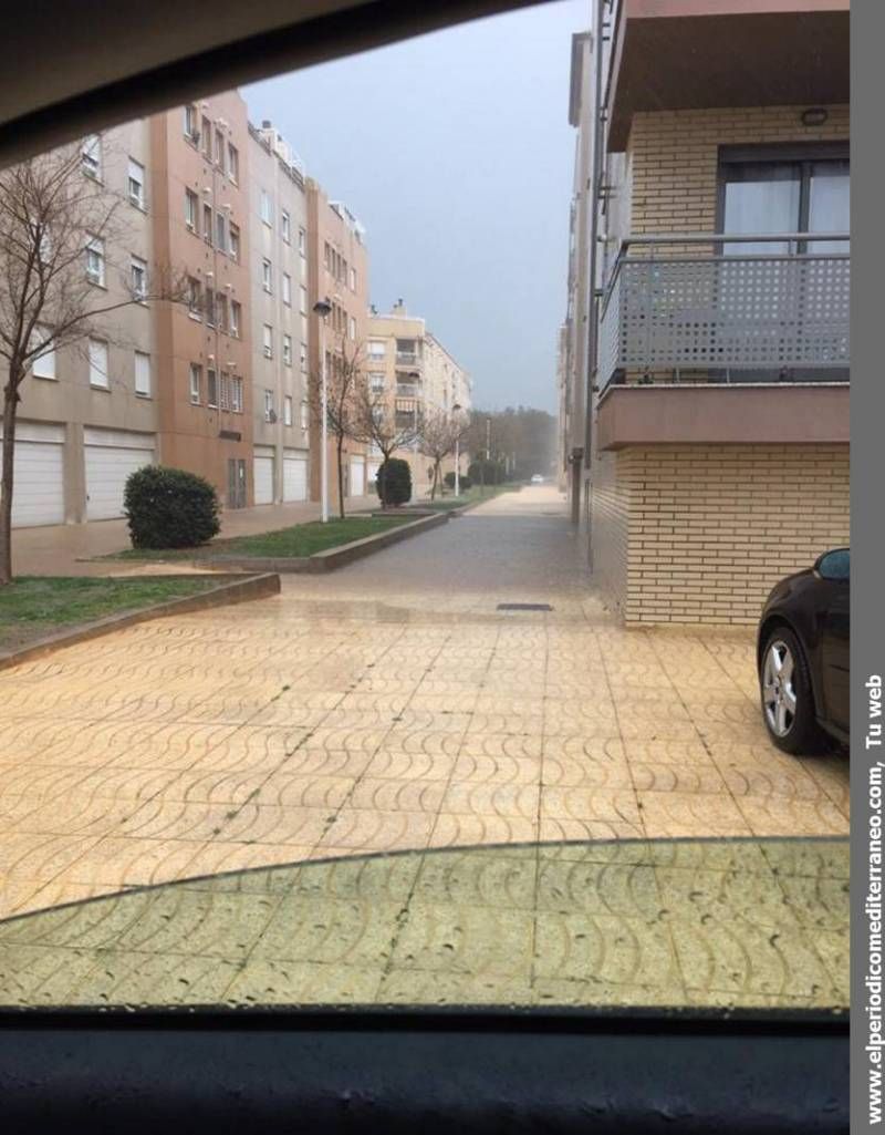 GALERÍA DE FOTOS -- El diluvio cae en Castellón y provoca inundaciones