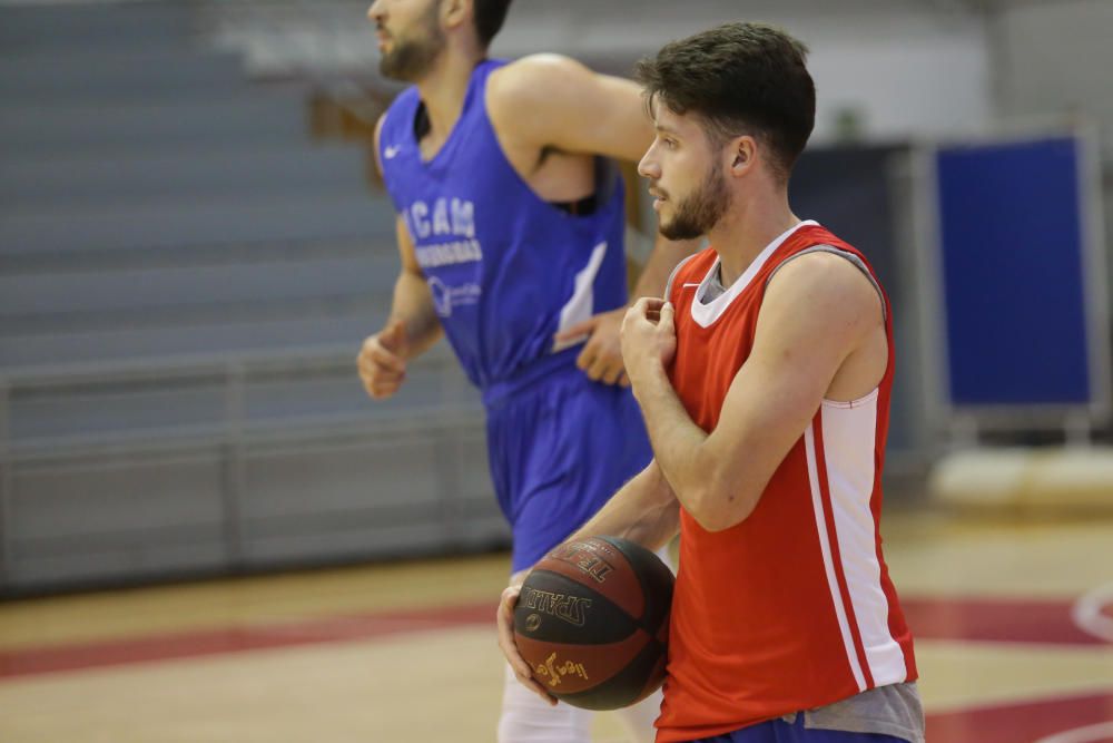 Entrenamiento del UCAM CB abierto al público