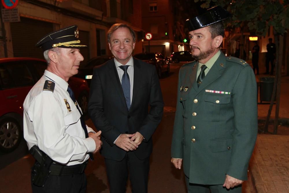 Gala 25 aniversario Levante-EMV Camp de Morvedre. Altos cargos de la policía Nacional, Guardia Civil y Juan Carlos Moragues, Delegado de Gobierno de la Comunitat Valenciana.