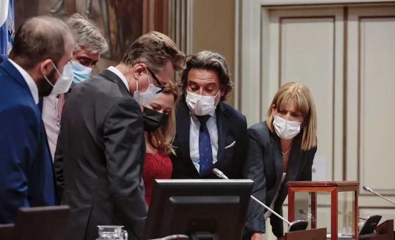 Pleno en el Parlamento de Canarias, 10/11/2021