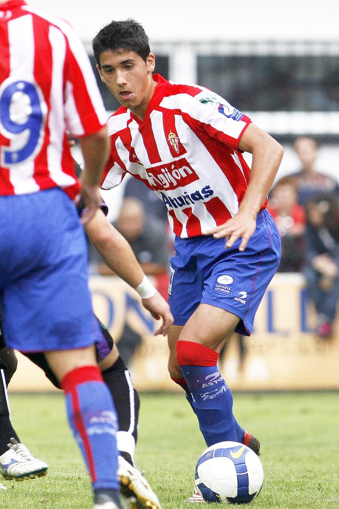 En imágenes: un repaso visual a la trayectoria de José Ángel "Cote" en el Sporting