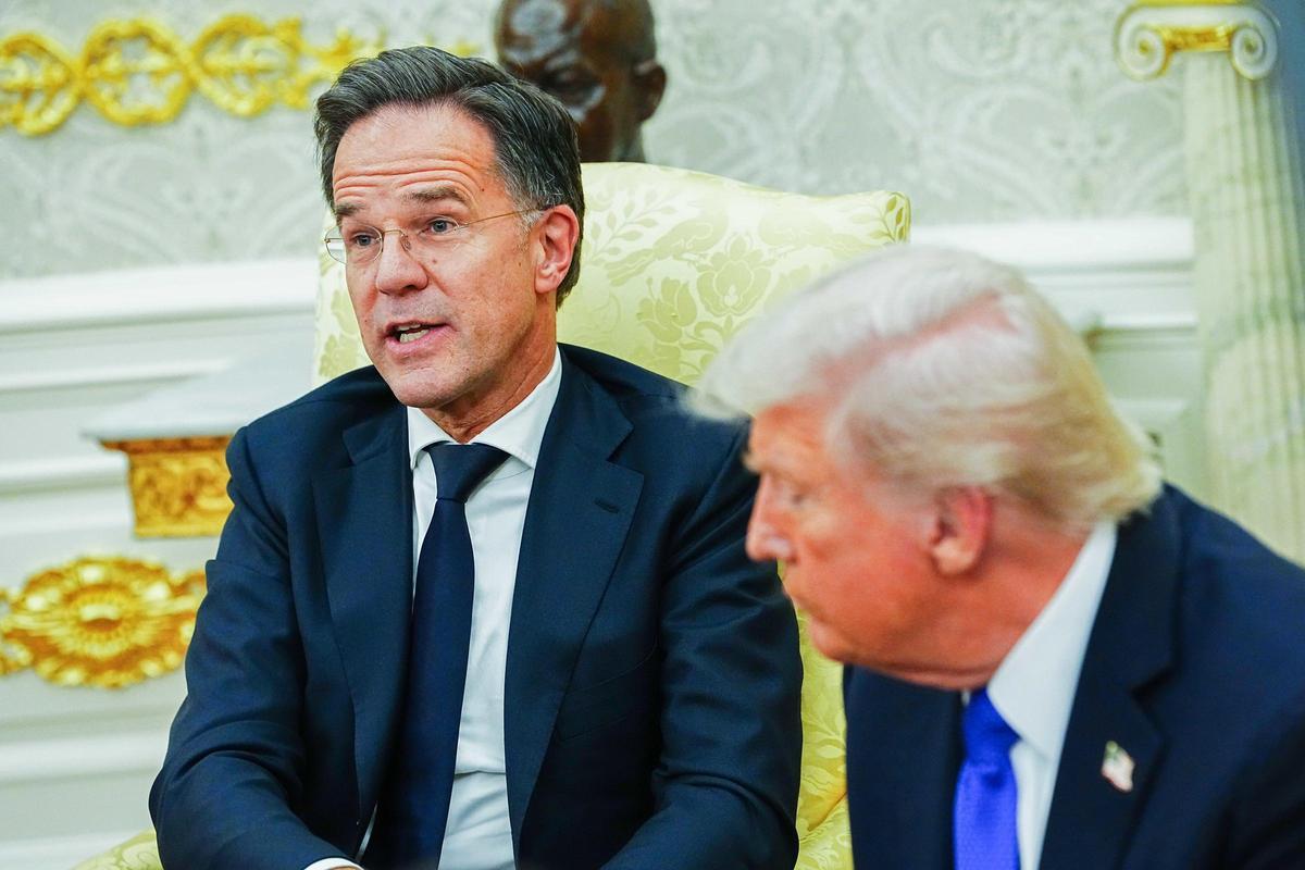 Archivo - El secretario general de la OTAN, Mark Rutte, y el presidente de Estados Unidos, Donald Trump