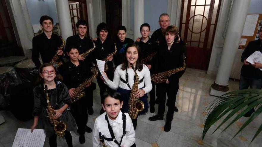 Los alumnos de viola y contrabajo cogen el testigo del saxo