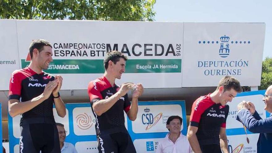 Pablo Rodríguez recibe la medalla de bronce. // IJesús Regal