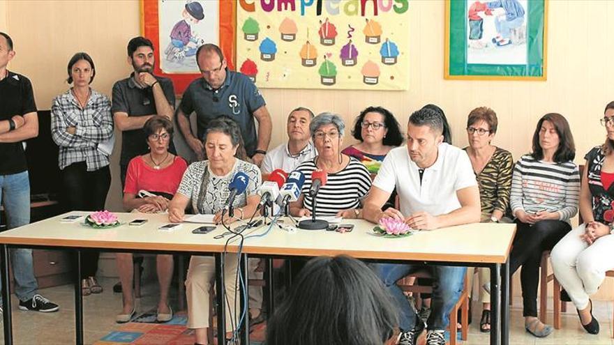 Conselleria sospecha que el educador tuvo relaciones inapropiadas con más menores