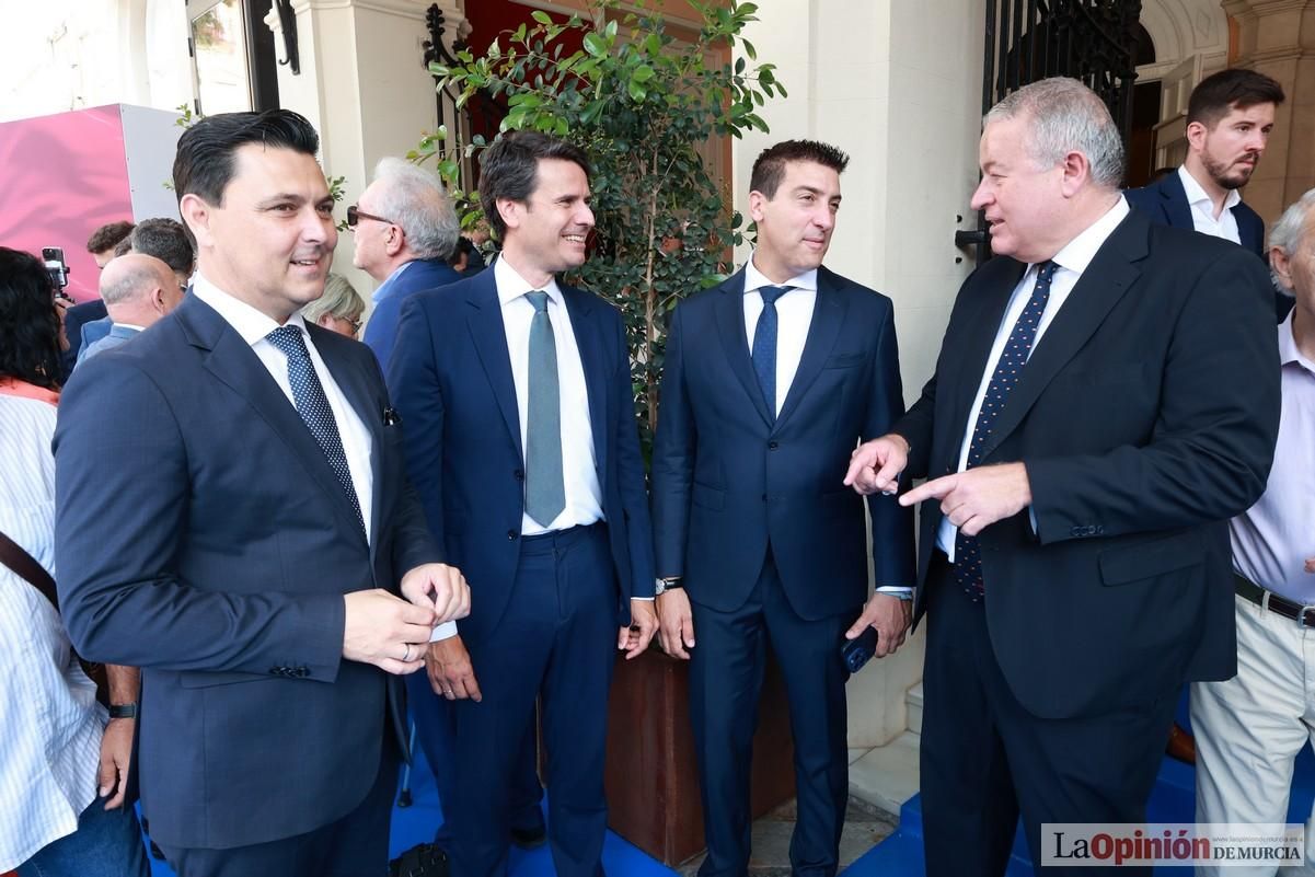 Así ha sido el acto institucional del Día de la Región de Murcia en el Teatro Romea
