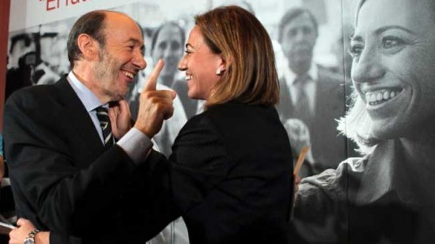 El PSOE elige entre Chacón y Rubalcaba a su nuevo líder