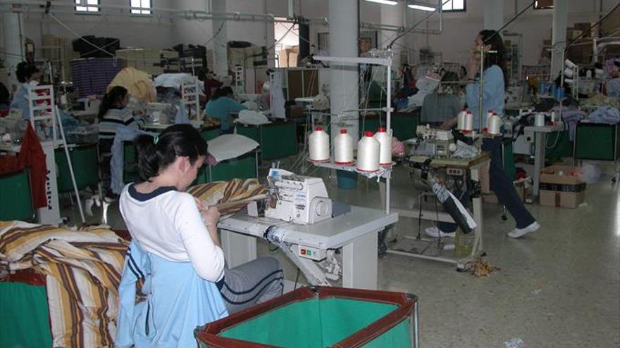Expertos proponen afrontar retos como clave para la recuperación del sector  textil - Diario Córdoba