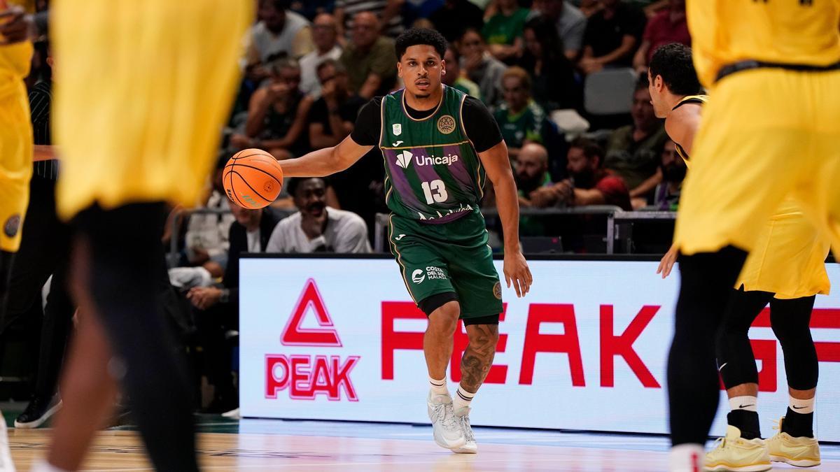 Xavier Castañeda se marcha cedido al Hiopos Lleida.