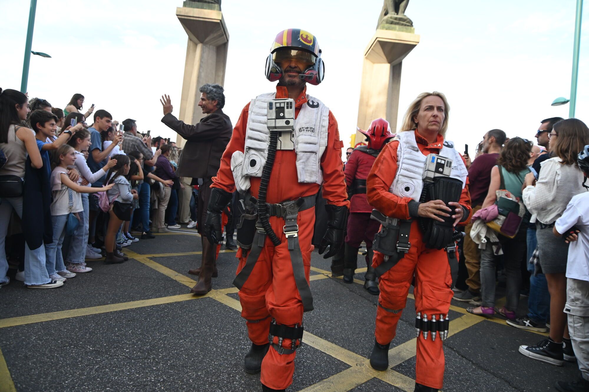 En imágenes | El desfile de Star Wars acerca la fuerza al público de Zaragoza