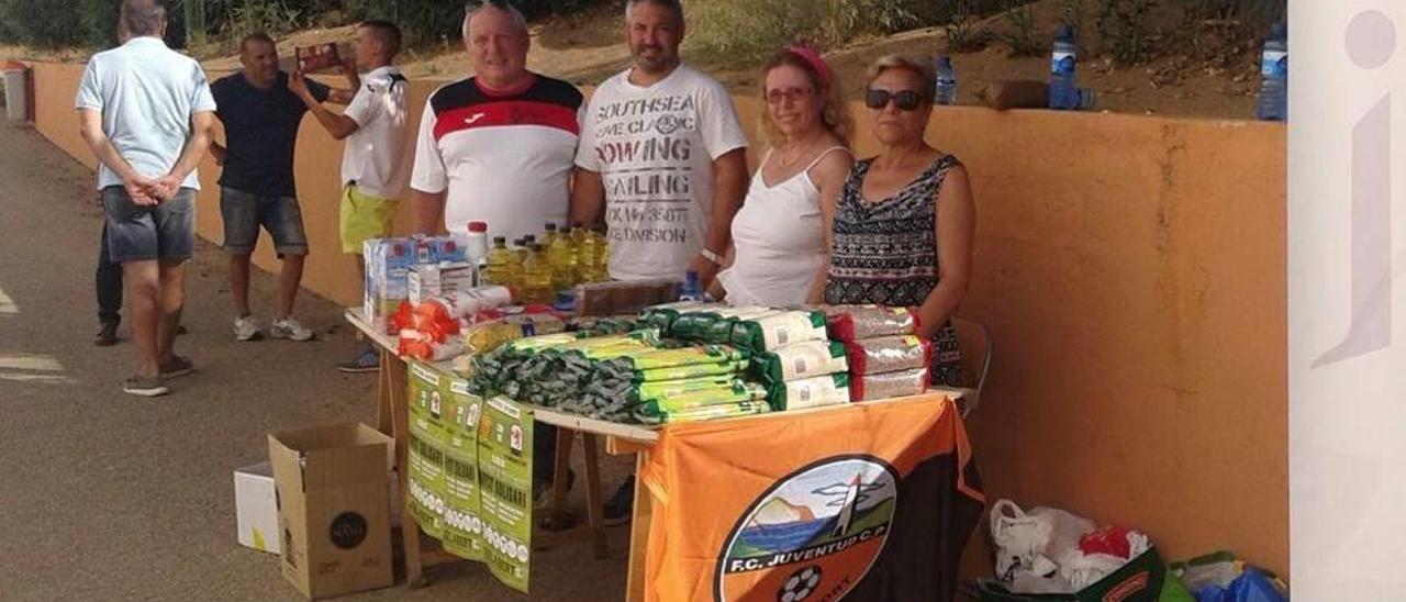 Can Picafort recaudó 180 kilos de comida en el amistoso Mallorca B-Llosetense.
