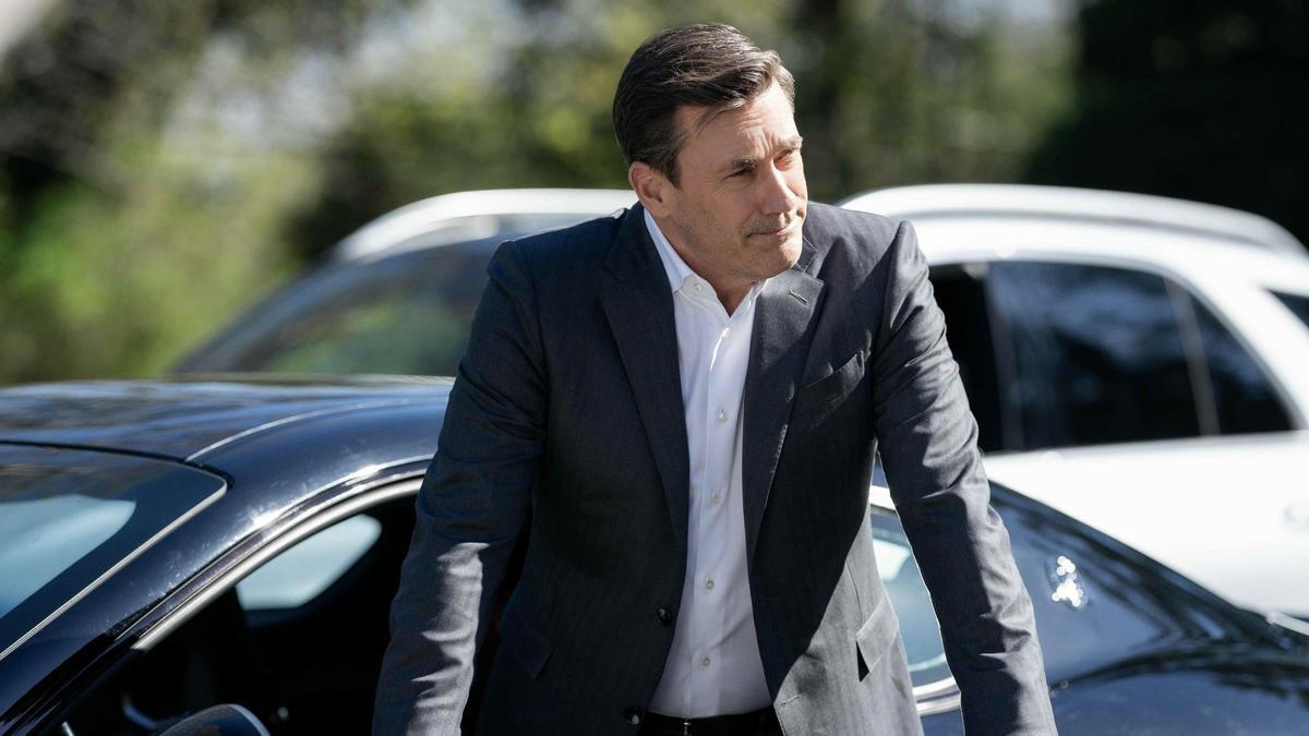 Jon Hamm (Coop) en una imagen de 'Vicios ocultos'
