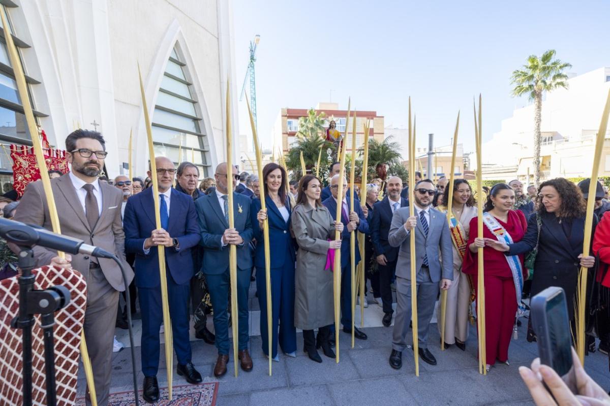 Aquí las imágenes de la Procesión de Las Palmas de Torrevieja 2026 Aquí las imágenes de la Procesión de Las Palmas de Torrevieja 2026