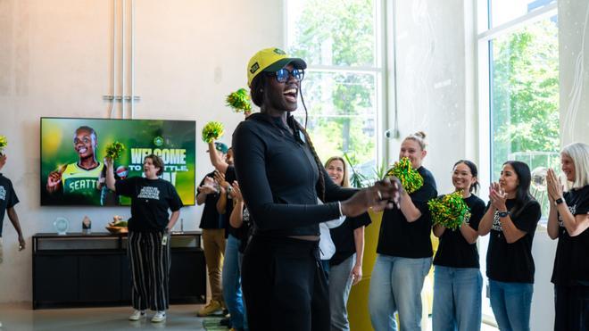 Awa Fam ya habla como jugadora de Seattle Storm: "Es un sueño hecho realidad”