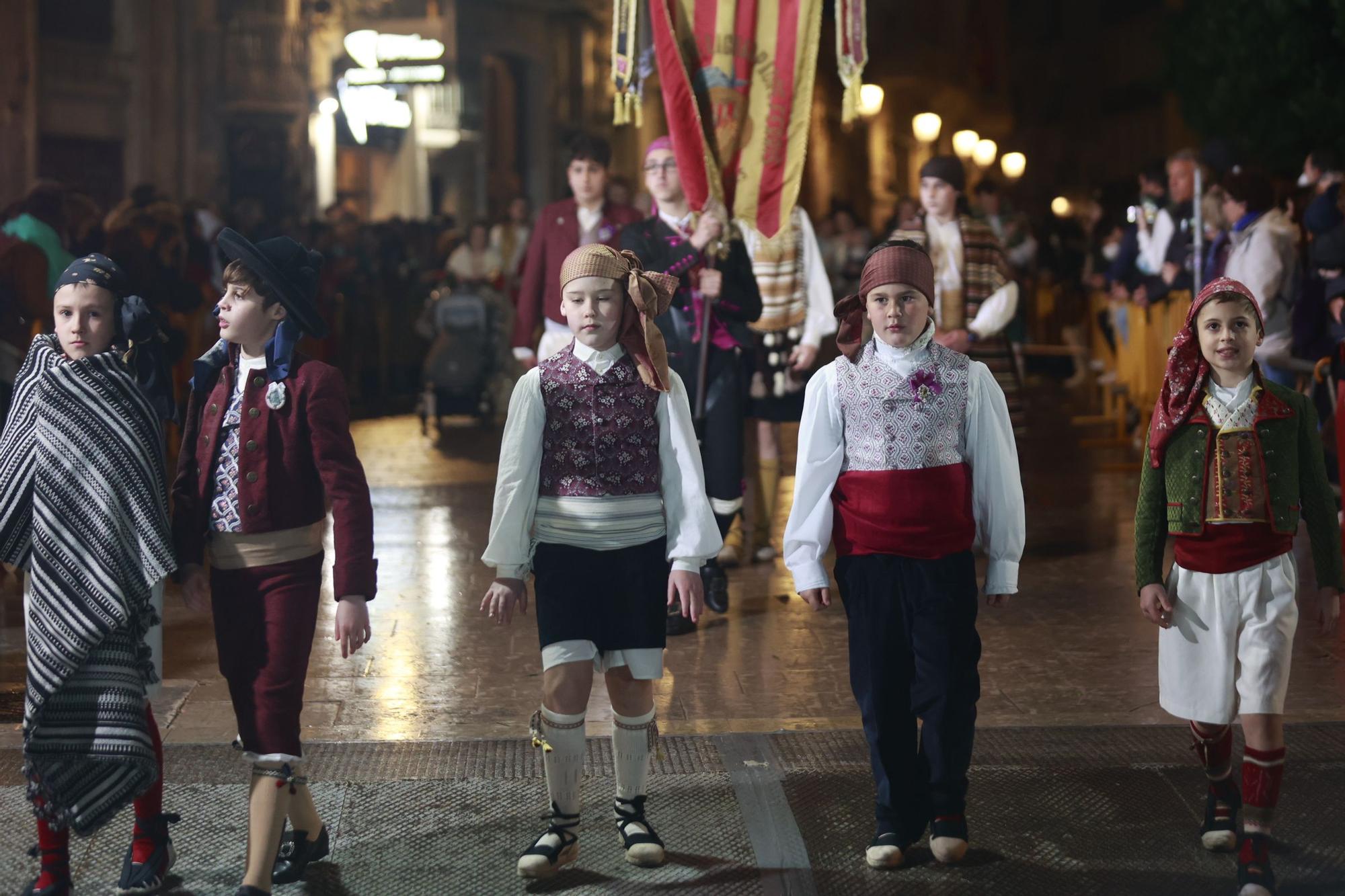 Búscate en la Ofrenda por la calle Quart (entre 22.00 y 23.00 horas)