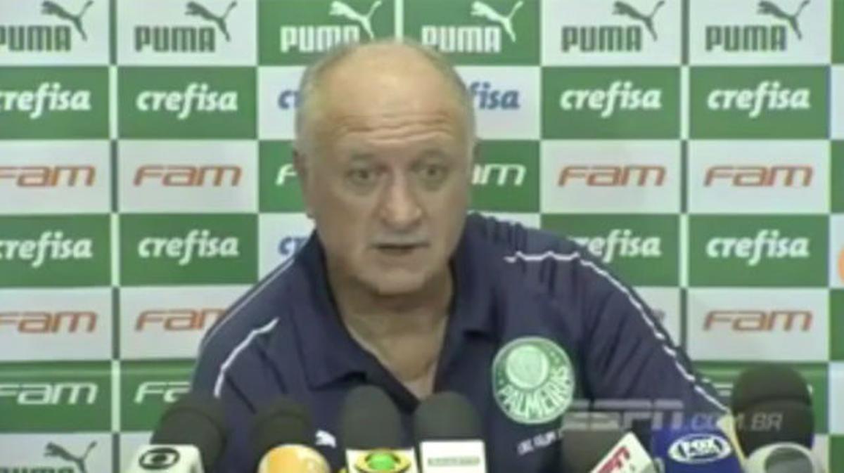 Scolari sufre un cólico y abandona corriendo una rueda de prensa