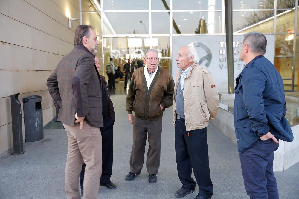 Familiares y amigos despiden a Juan Lladró