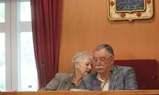 La oposición censura la conducta del alcalde de Oleiros y el PP pide su dimisión