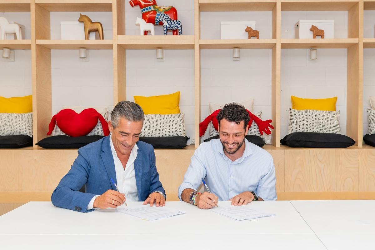 Firma del acuerdo entre Lagoom Living e IKEA