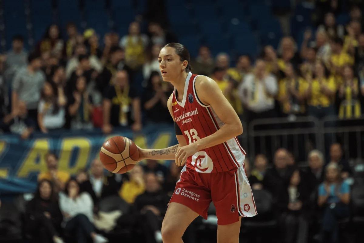 Helena Pueyo, durante el duelo en Turquía