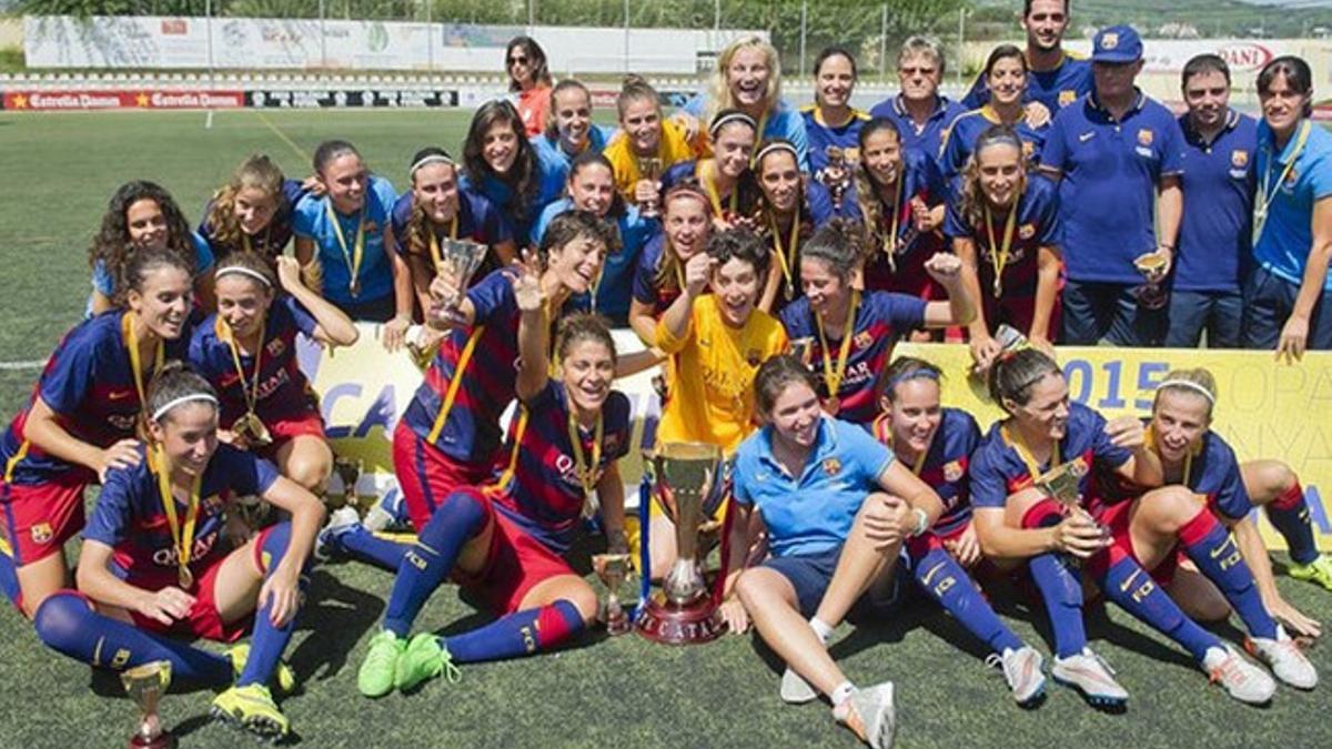 Las chicas del femenino, campeonas de la Copa Catalunya