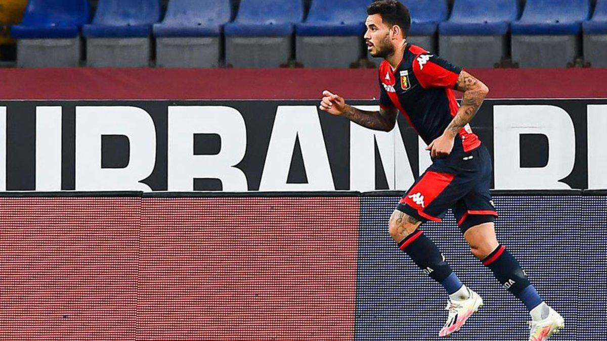 Tony Sanabria celebra uno de los goles marcados al Hellas Verona