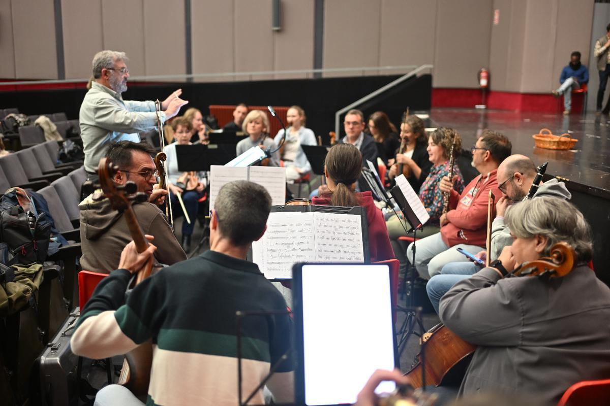 La Orquesta Sinfónica del Vinalopó acompaña a la Compañía Lírica Alicantina