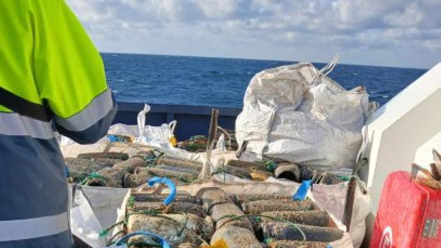 Cacharros incautados. |  Mar