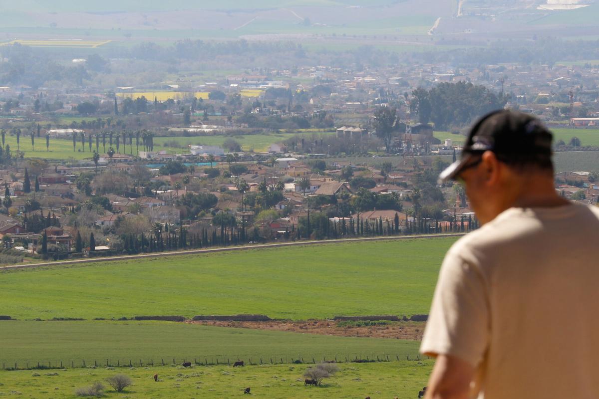 Vista, desde Medina Azahara, de varias parcelaciones.