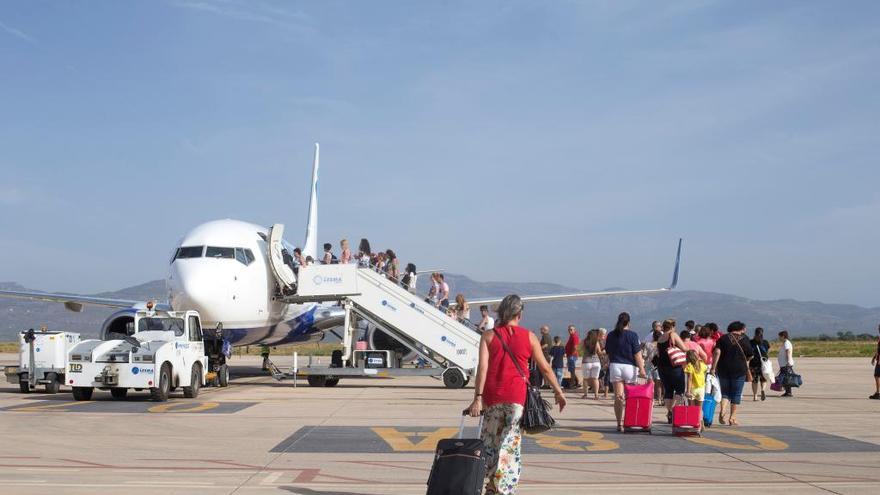 Ryanair disminuye la frecuencia de los vuelos entre Castelló y Londres