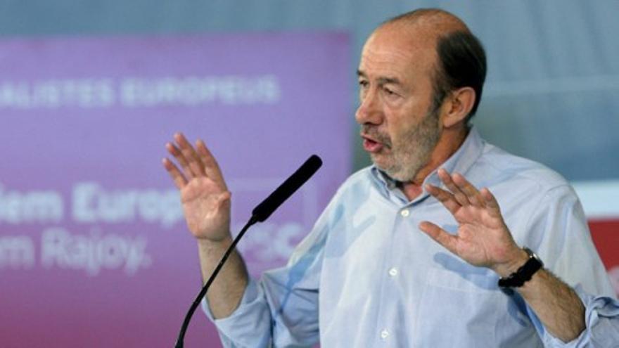 Rubalcaba rechaza un gobierno de coalición con el PP