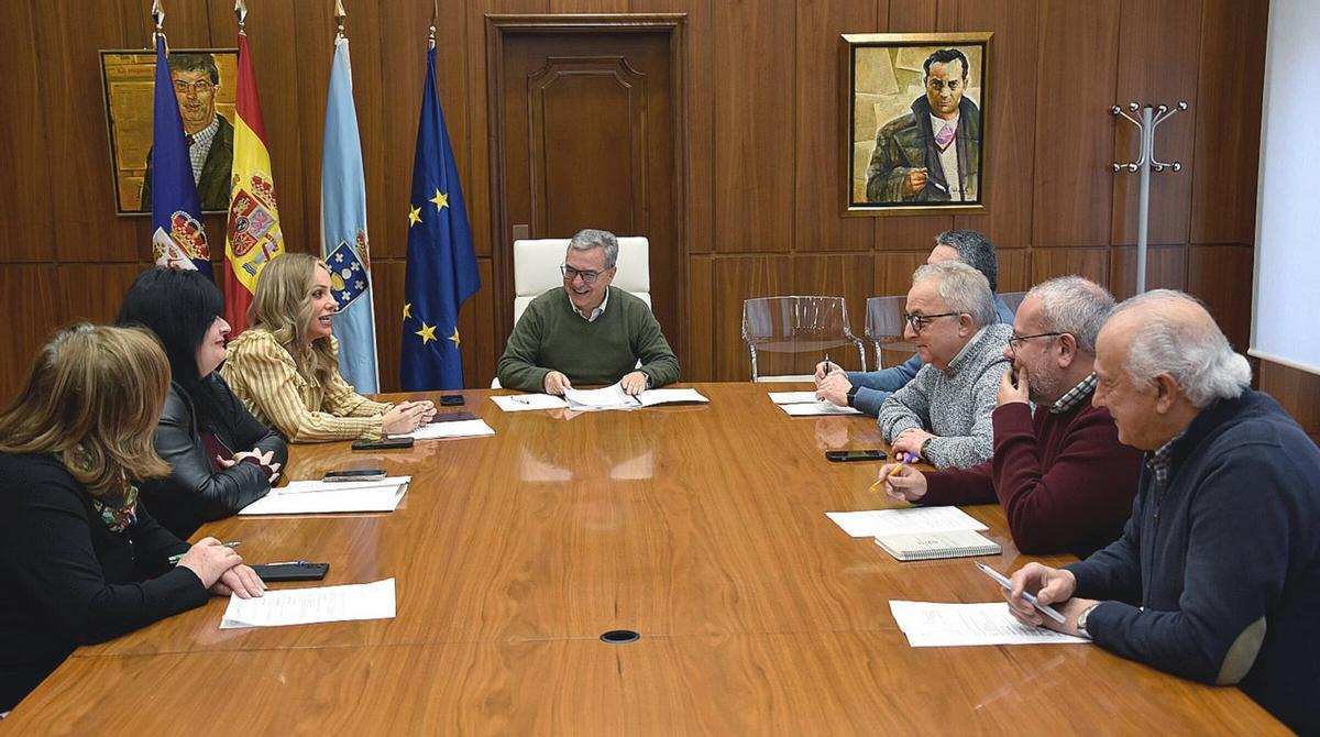 Luis Menor, en una Junta de Gobierno de la Diputación. | I. OSORIO