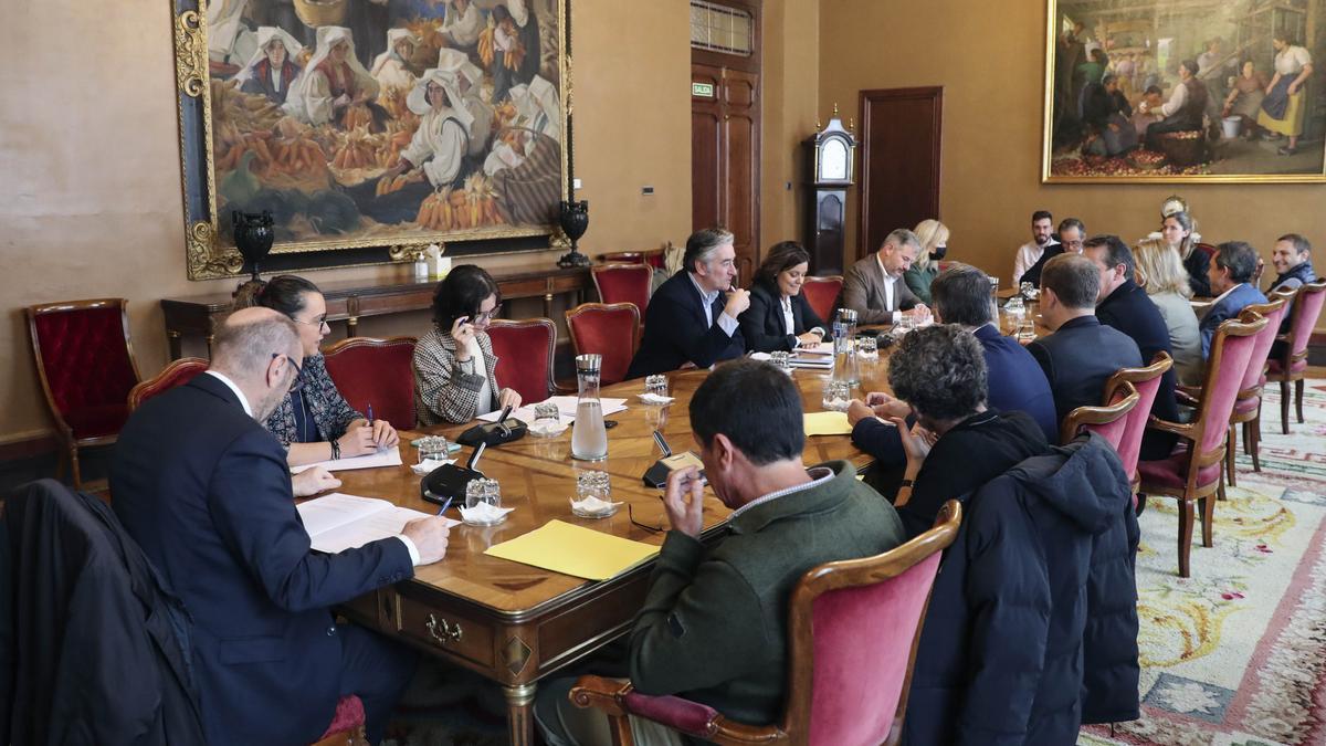 Reunión de la Junta de Portavoces del parlamento asturiano.