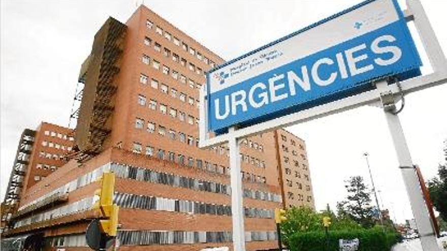 Els hospitals públics de Catalunya, entre ells el Trueta, patiran noves retallades.