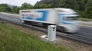 Mor un conductor atropellat pel seu propi camió a la C-17