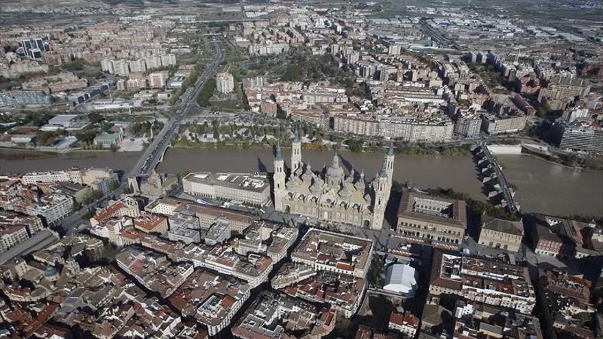 Solo Madrid debe más dinero que la capital aragonesa