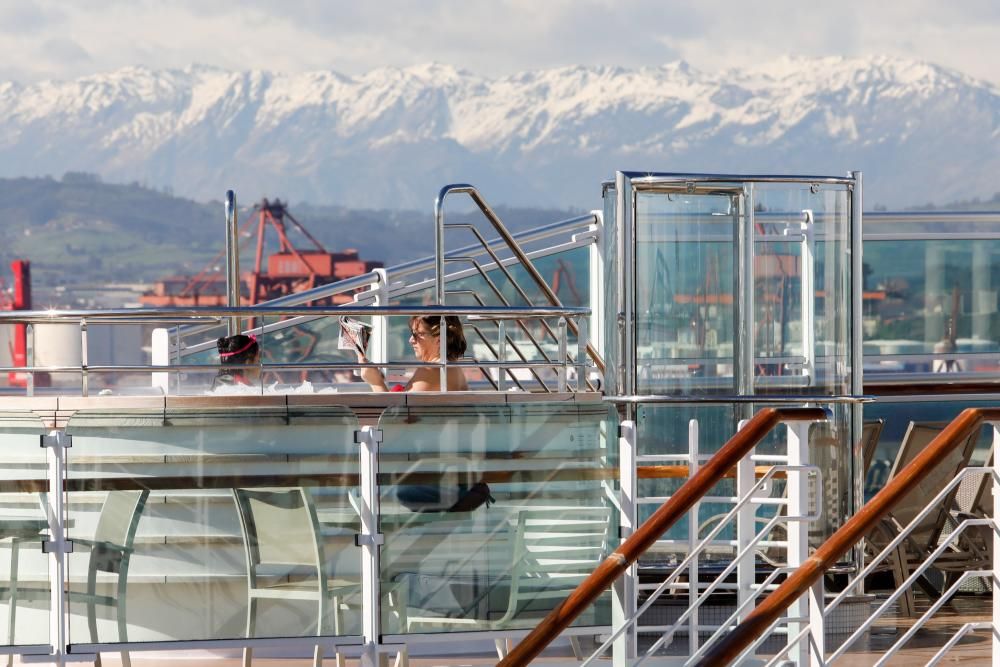 Así es por dentro el crucero "Britannia"