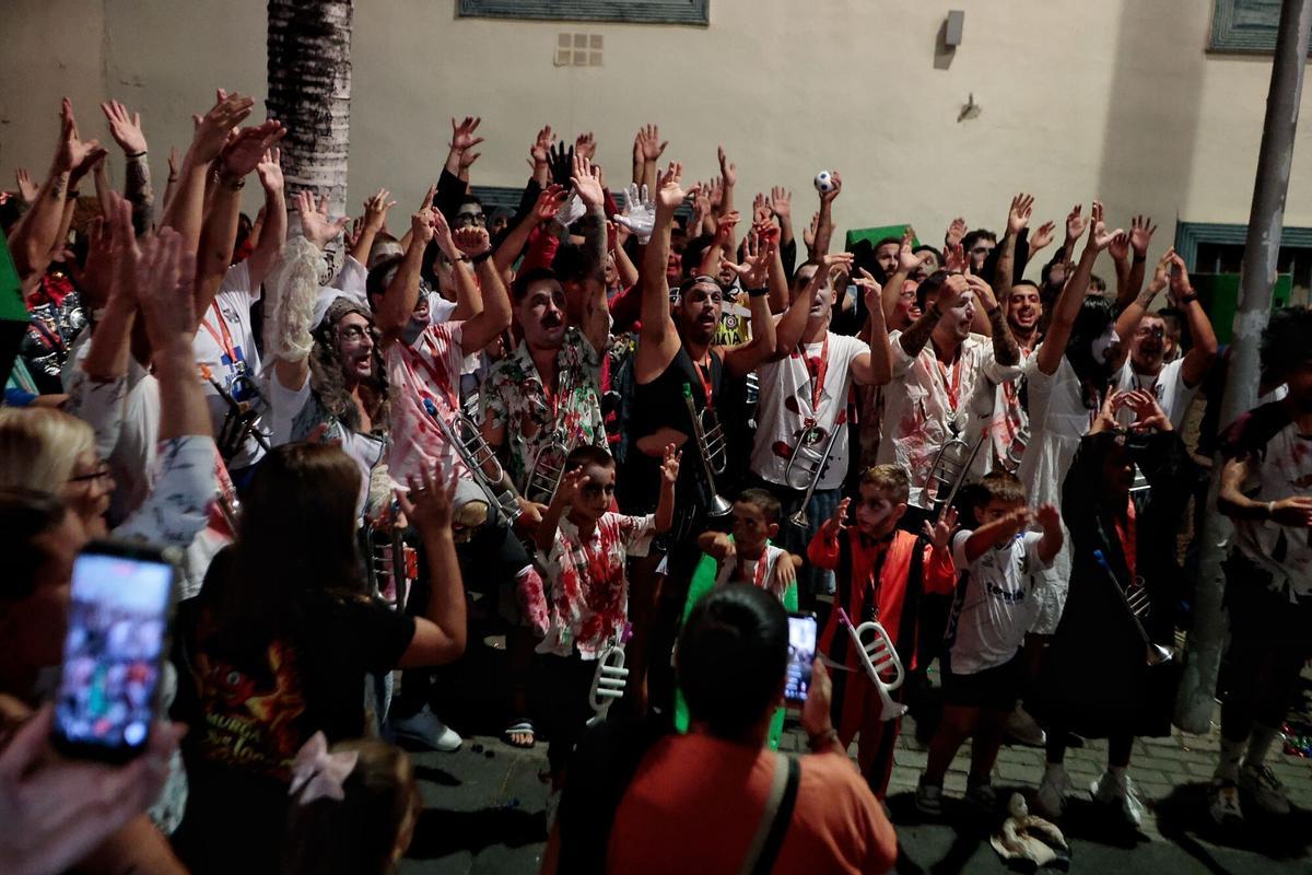 Fiesta de principio de curso murguero y arranque Carnaval en Diablos Locos
