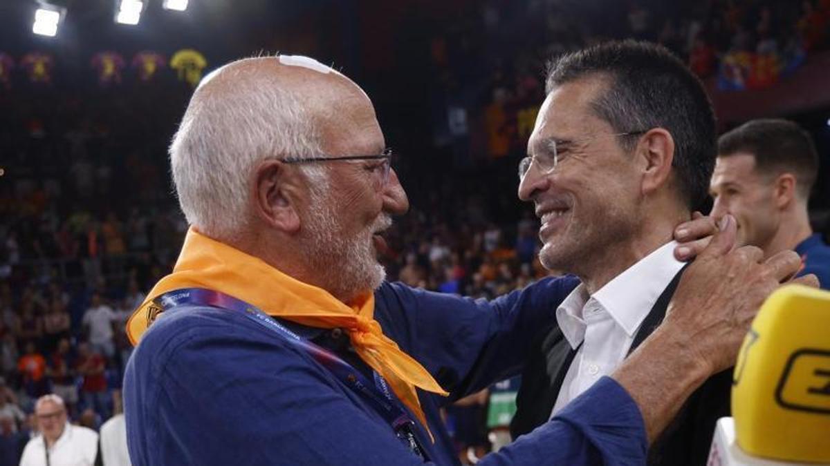 Juan Roig tras la Liga de Valencia Basket: "Nos los quieren fichar a todos porque son muy buenos, pero haremos más jugadores"