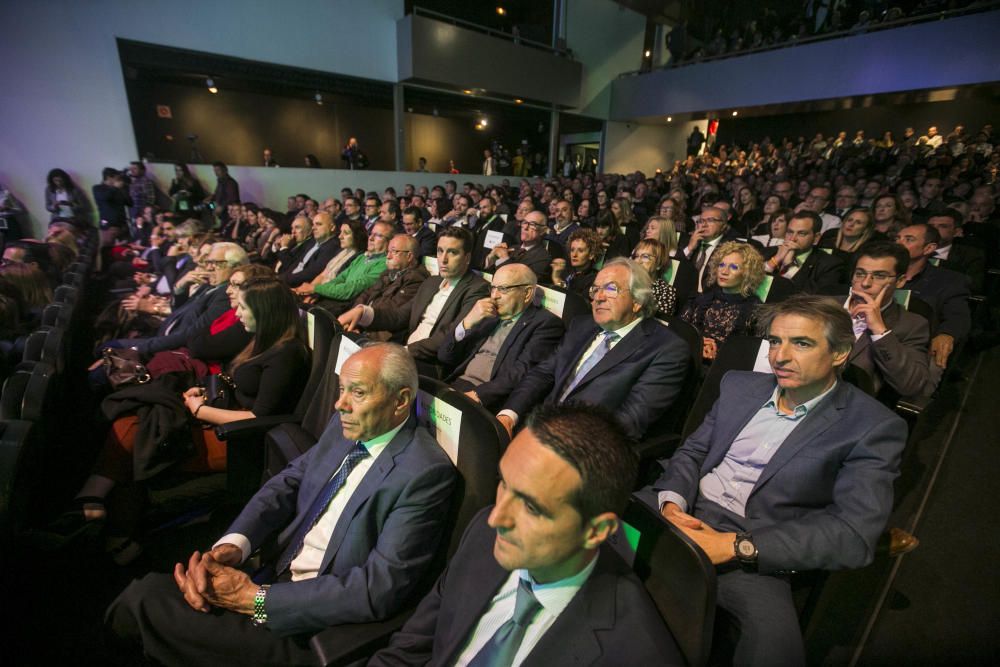 Un instante del acto en el Centro de Congresos