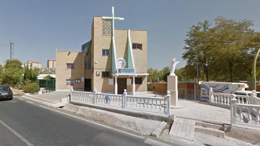 Muere una anciana tras volcar su silla de ruedas al salir de una iglesia de Sevilla