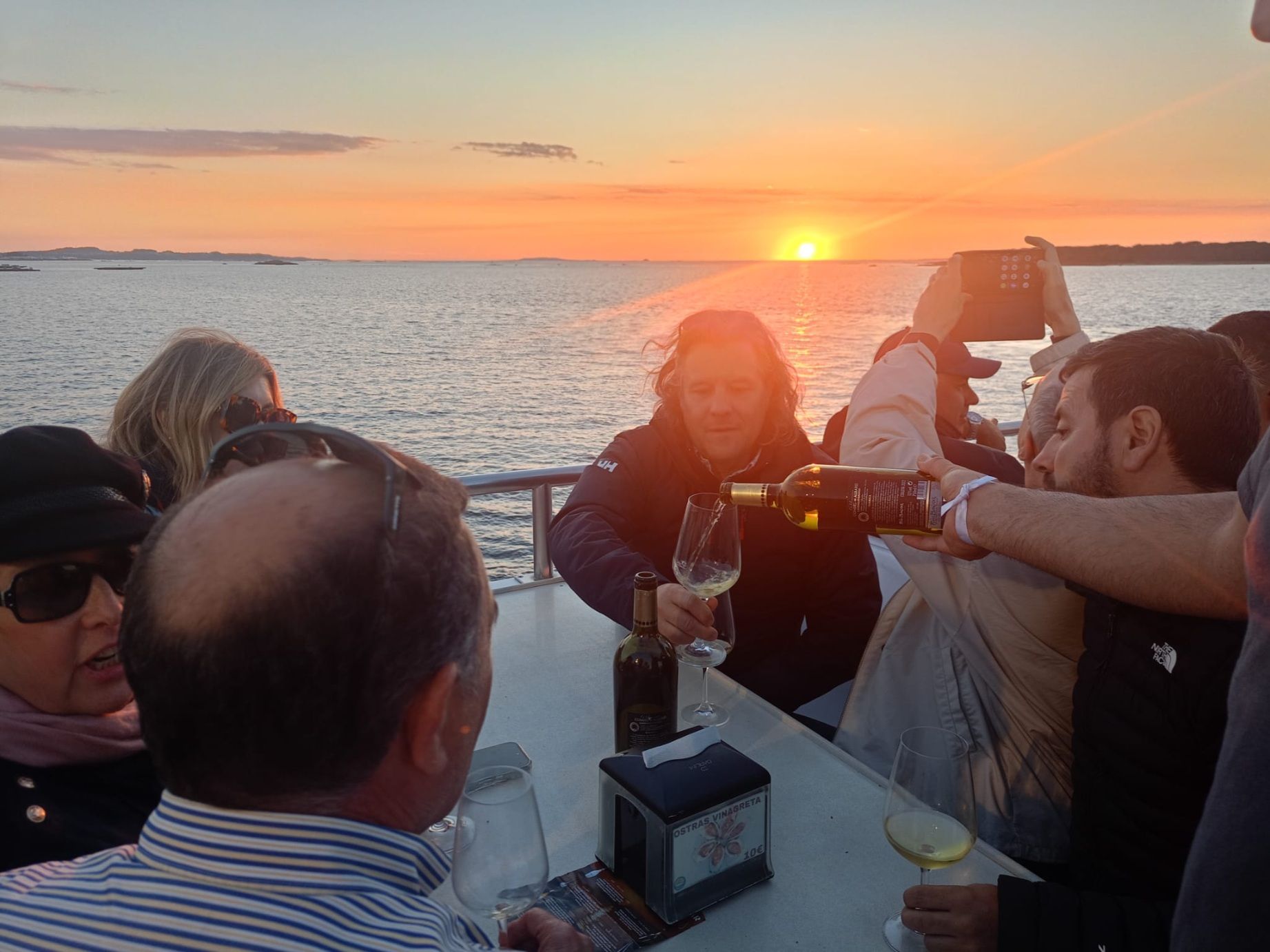La ruta de «Viños singulares polo mar» a bordo del catamarán «Gran Cormorán Jet», esta tarde-noche.
