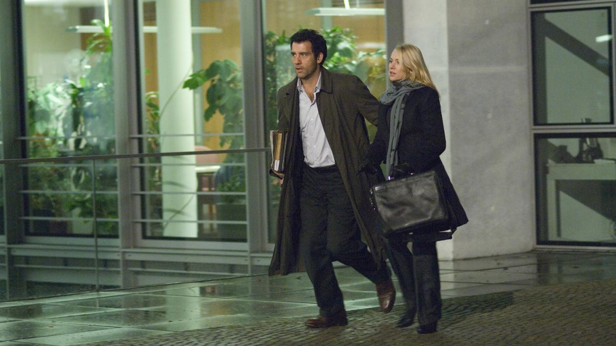 television the international dinero en la sombra clive owen naomi watts  20161210