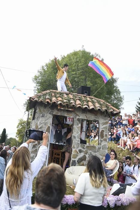 Desfile de las carrozas de Valdesoto