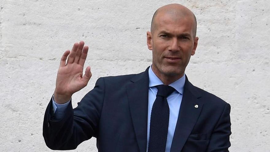 Los jugadores del Madrid reciben con tristeza la dimisión de Zidane