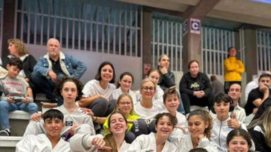 El DBK conquista quince medallas en Pontevedra
