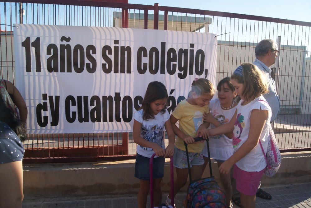 Inicio del curso escolar en el CEIP Regina Violant