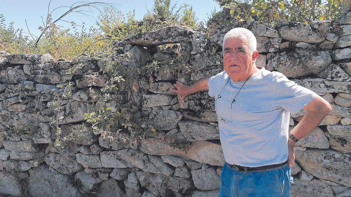 Jesús Villar en su pueblo, Palazuelo de Sayago.