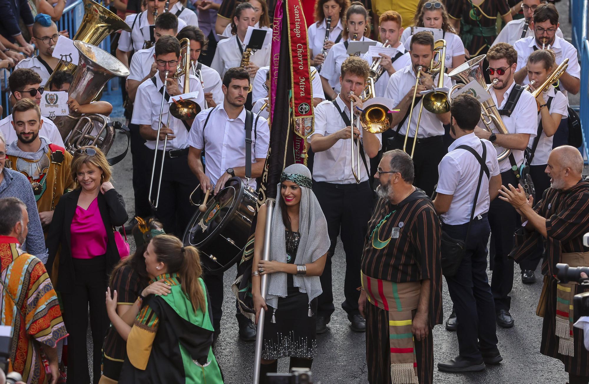 Vuelta al castillo y Presentación de nuevos cargos de las fiestas de Ibi